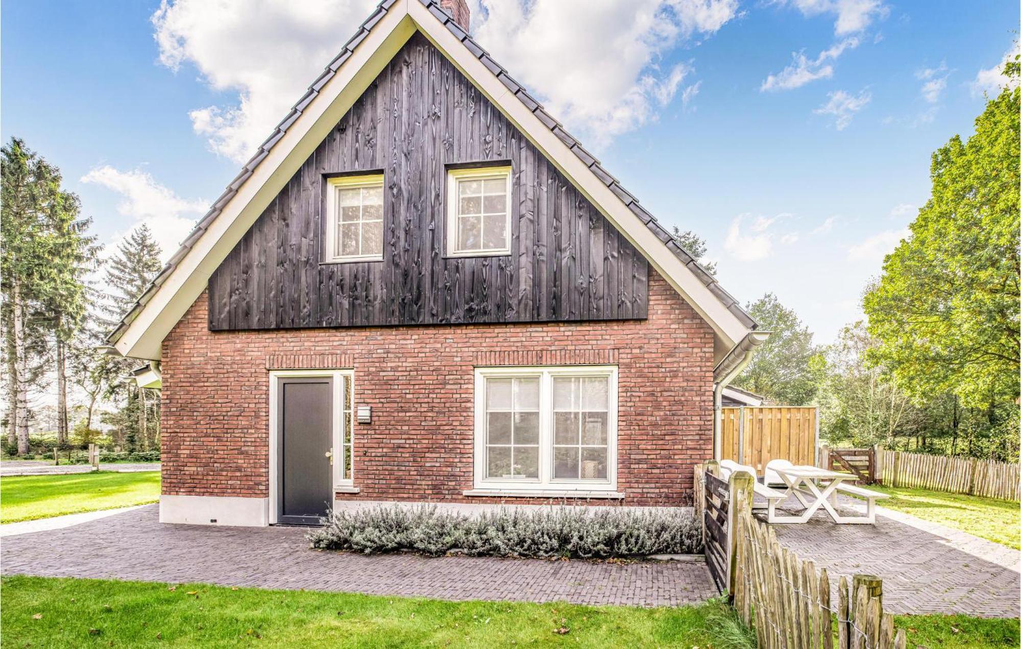 Amazing Home In Rijssen With Wifi Bagian luar foto