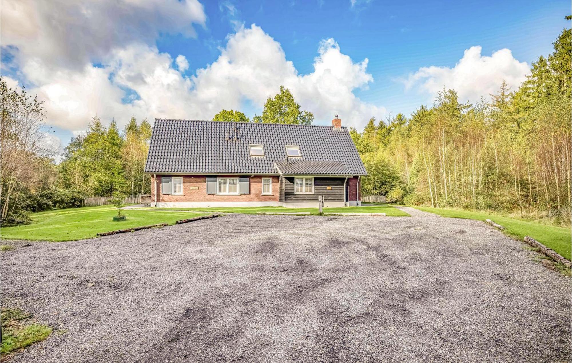 Amazing Home In Rijssen With Wifi Bagian luar foto