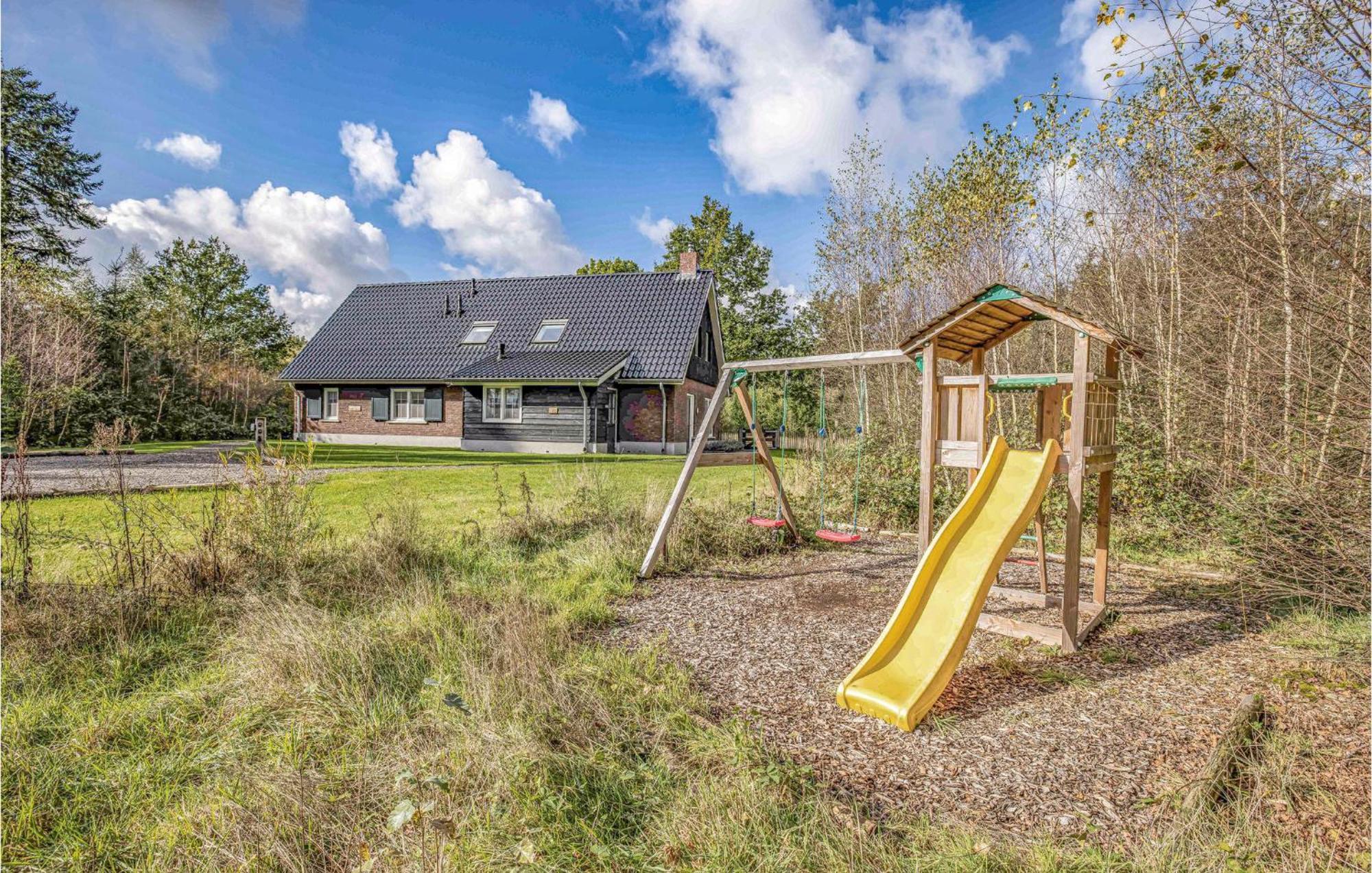 Amazing Home In Rijssen With Wifi Bagian luar foto